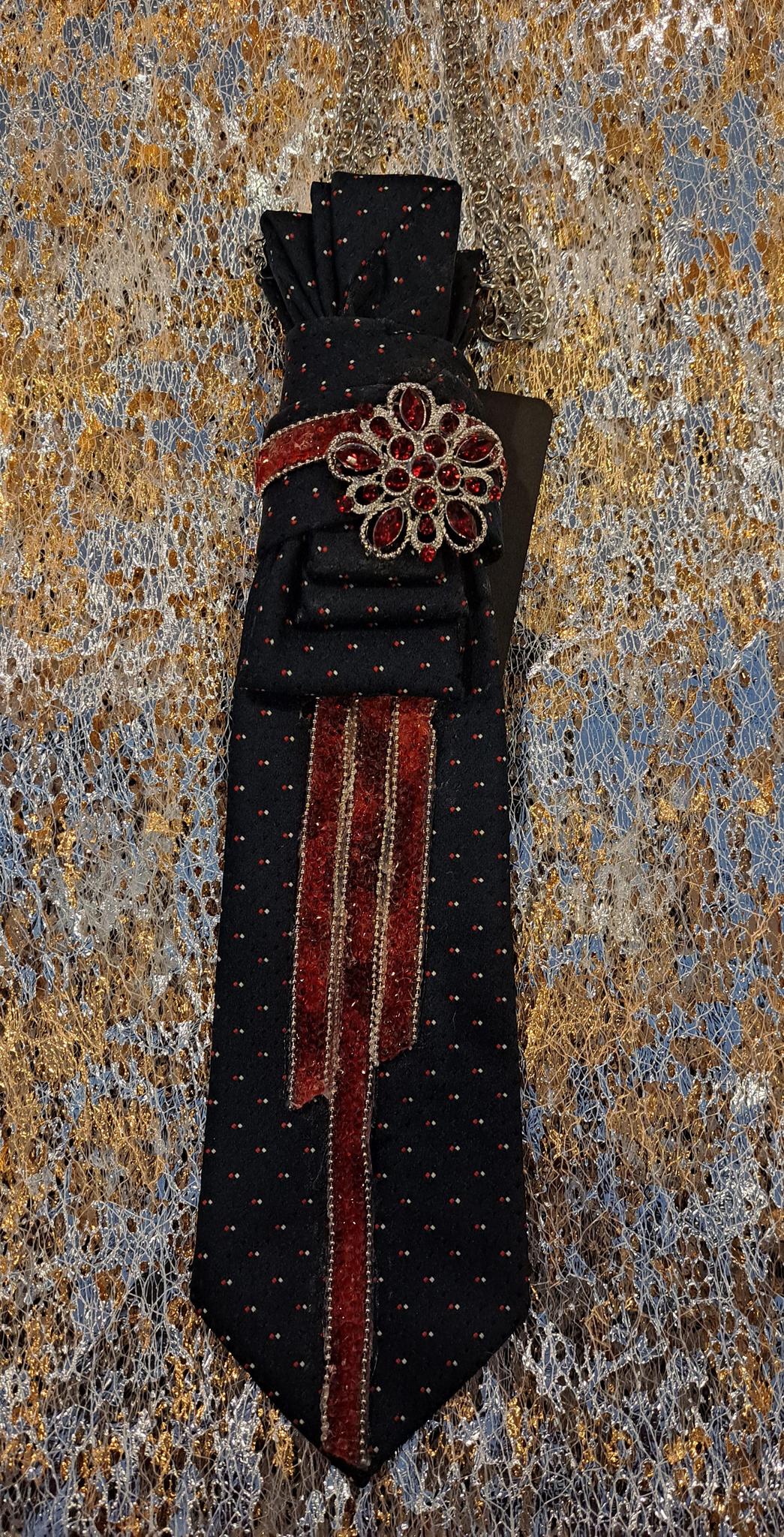 CUSTOM TIES