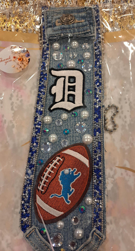 CUSTOM TIE DETROIT PRIDE
