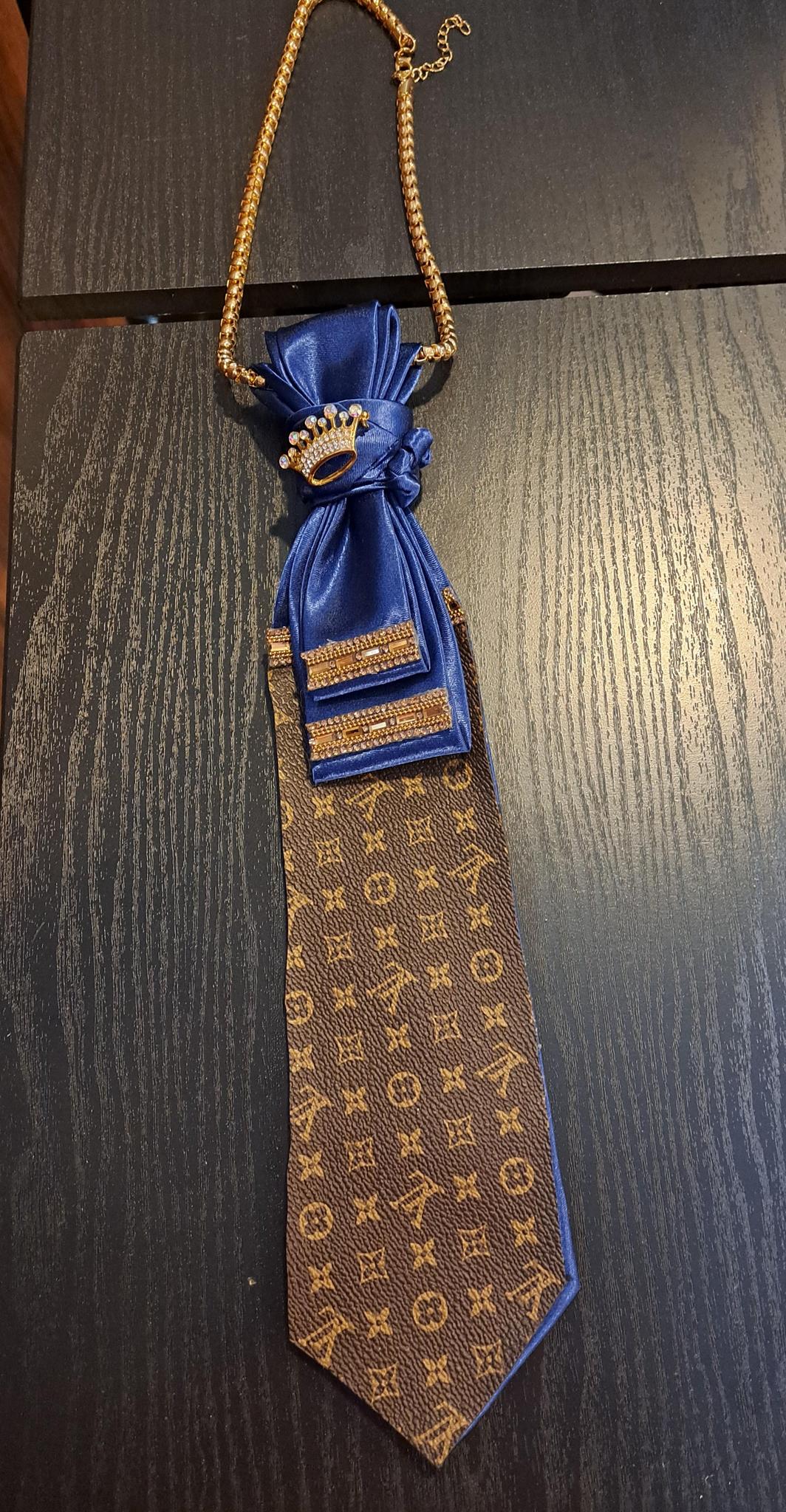 CUSTOM TIES