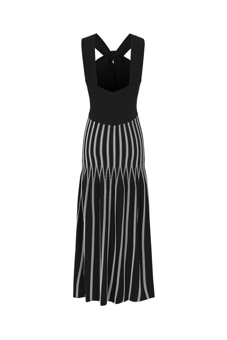 Twist of Elegance Maxi