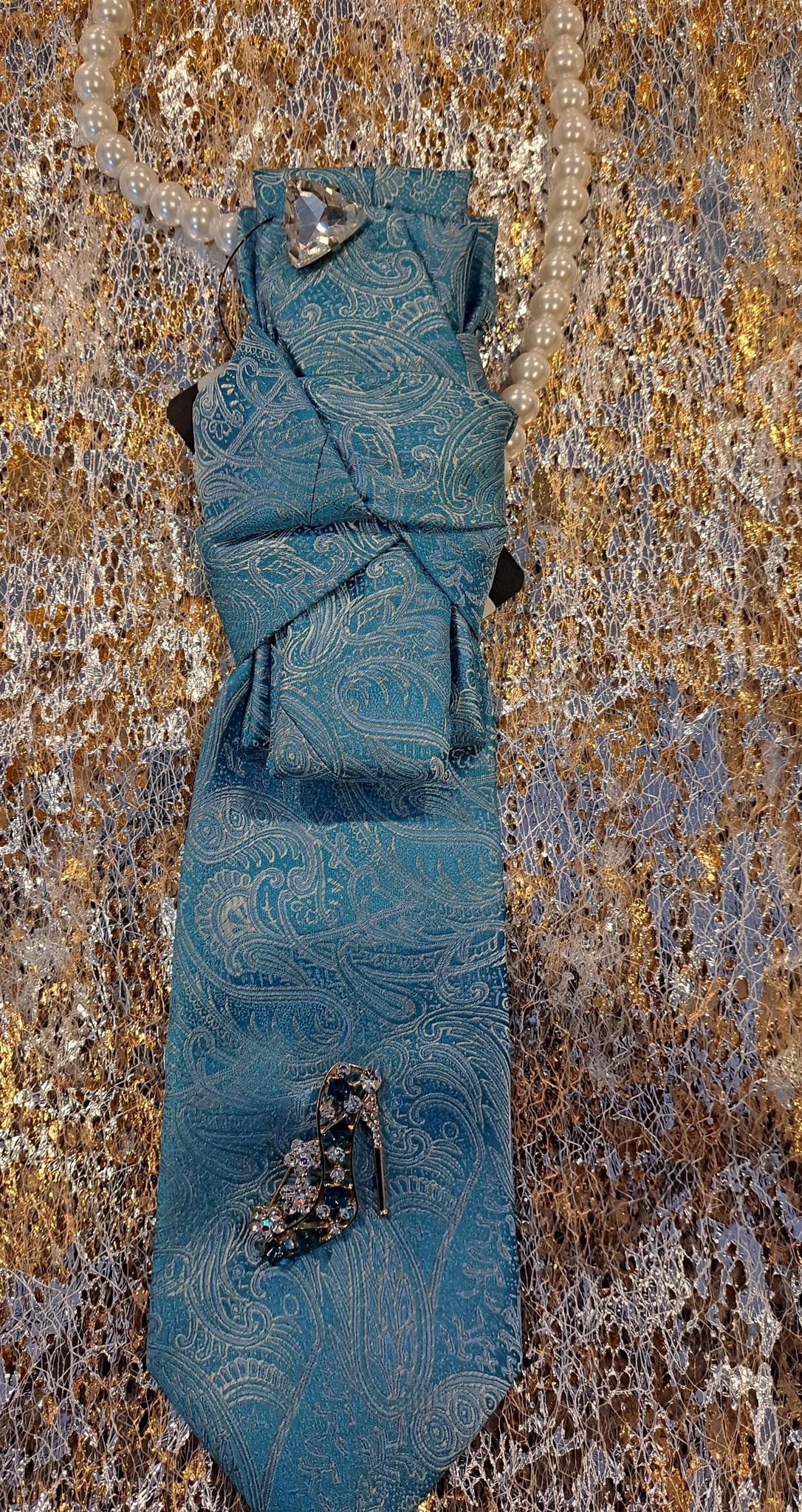 CUSTOM TIES