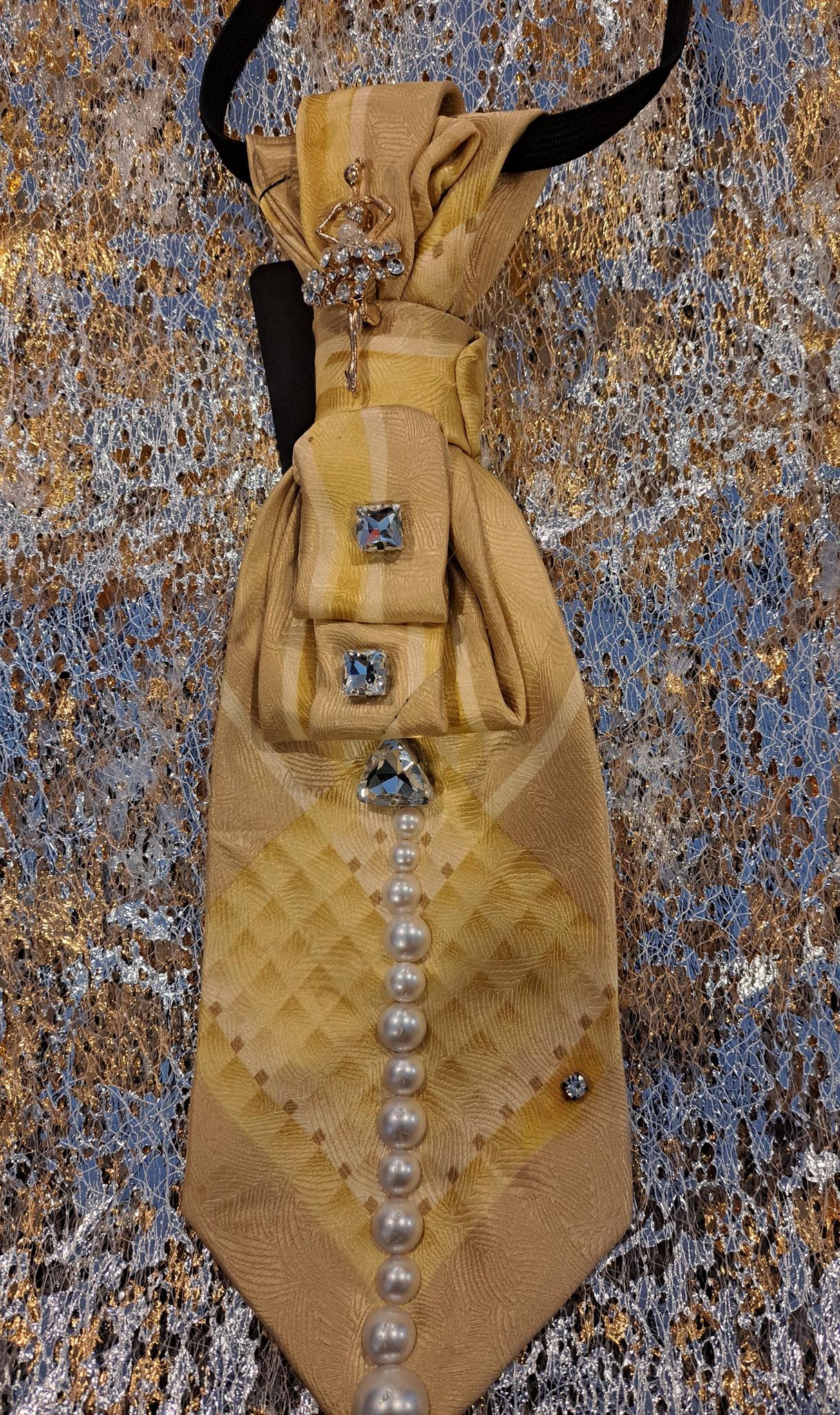 CUSTOM TIES