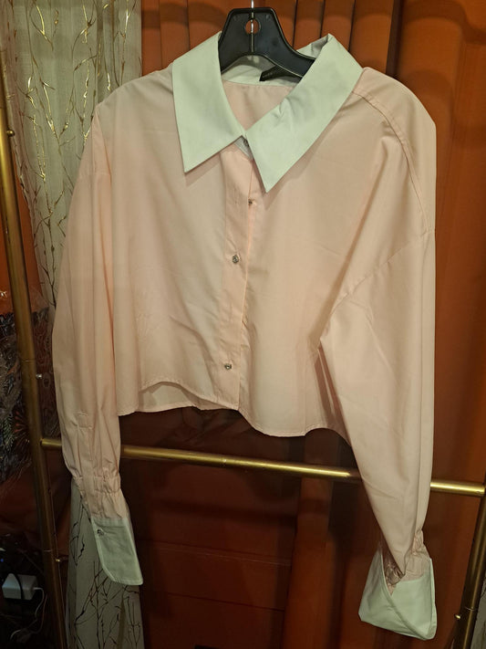 PINK BUTTONUP CROP TOP