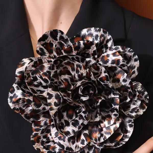 LEOPARD FLOWER BROOCH