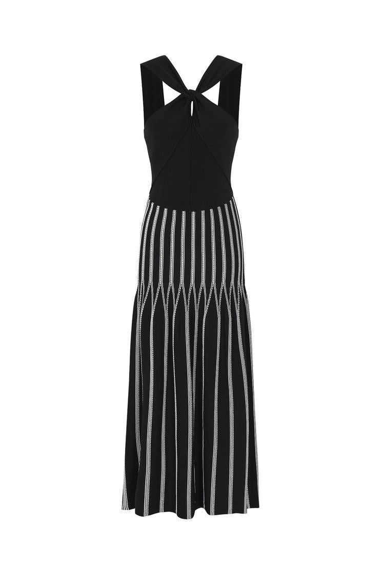 Twist of Elegance Maxi