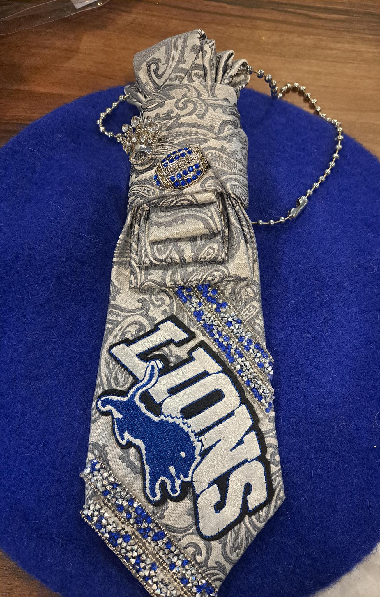 CUSTOM TIES