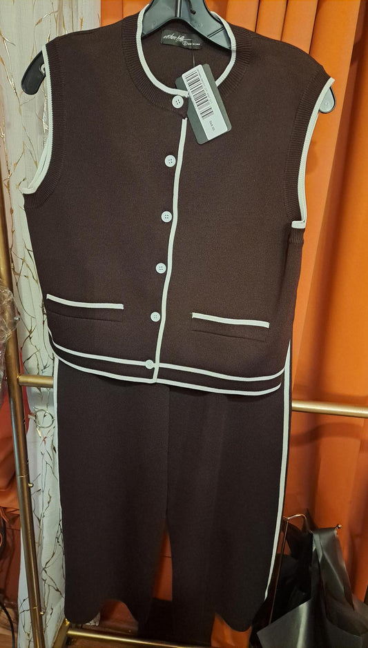 BROWN/WHITE 2PC KNIT SET