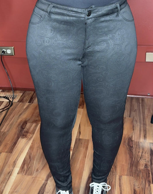 Embossed Paisley Skinny Pants